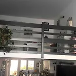 Appartement Quiet Duplex House Downtown