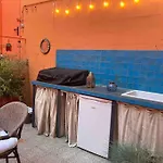 Quiet Duplex House Downtown アパート *