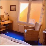 Quiet Duplex House Downtown ボルドー