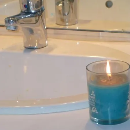 Διαμέρισμα Quiet Duplex House Downtown