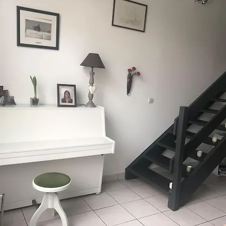 Apartment Quiet Duplex House Downtown *