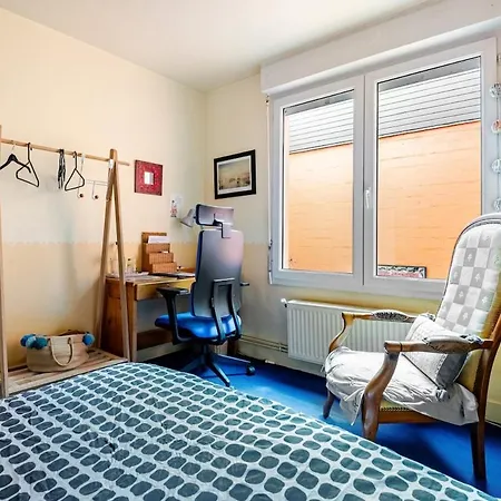 Daire Quiet Duplex House Downtown