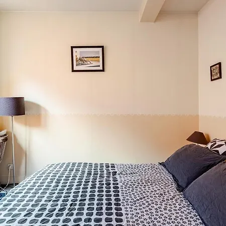 Daire Quiet Duplex House Downtown