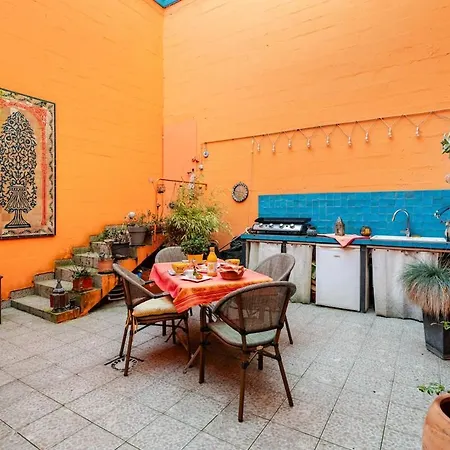 Apartman Quiet Duplex House Downtown Bordeaux
