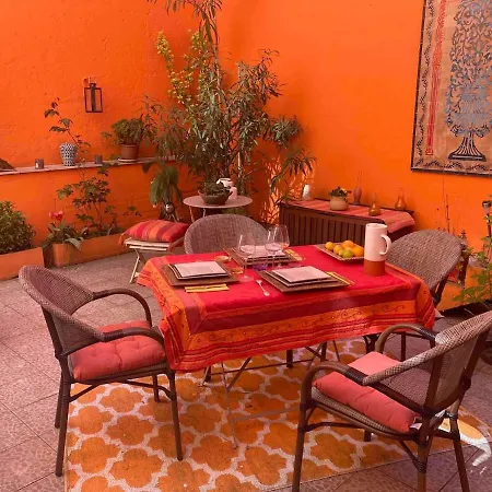 Quiet Duplex House Downtown * Bordeaux