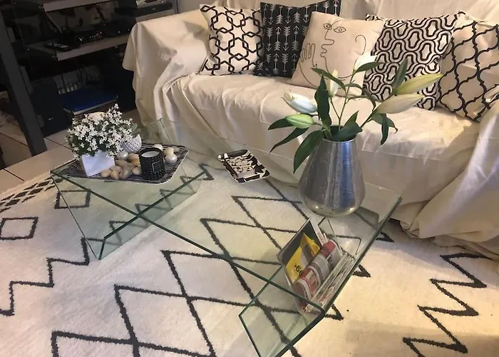 Quiet Duplex House Downtown * Bordeaux