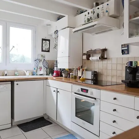 Quiet Duplex House Downtown * Burdeos