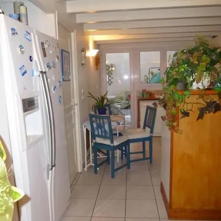 Apartamento Quiet Duplex House Downtown Burdeos