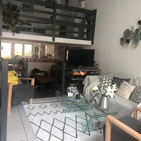 Apartamento Quiet Duplex House Downtown *